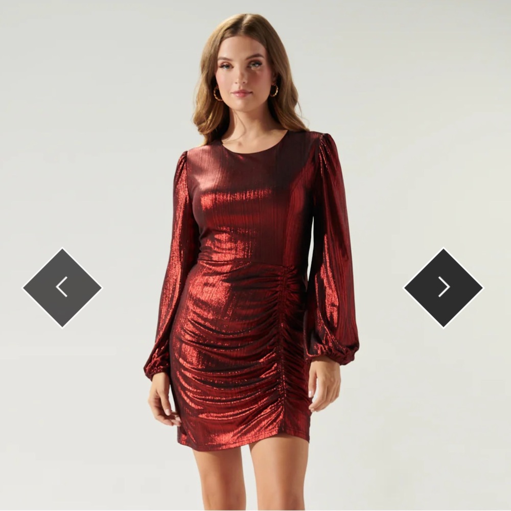 Sugarlips Marilyn red metallic dress